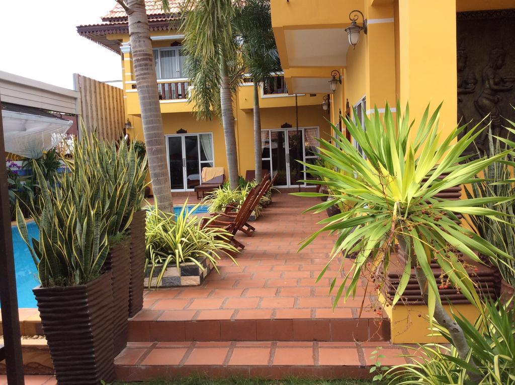 Ramchang Guesthouse Battambang Exteriör bild